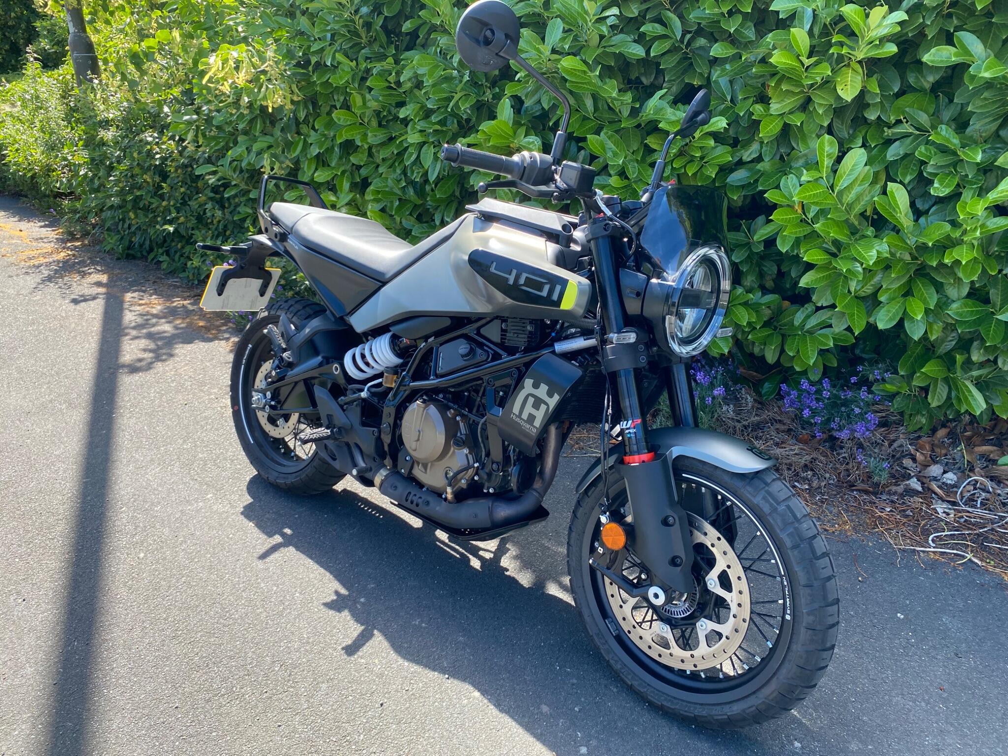 2024 24 Reg Husqvarna Svartpilen 401